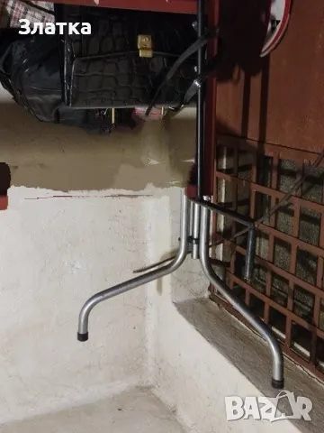 Щендери за дрехи Стойка за закачалки за дрехи Дрехи втора употреба - Рокли Ризи Костюми Якета Палта, снимка 5 - Ризи - 39693806