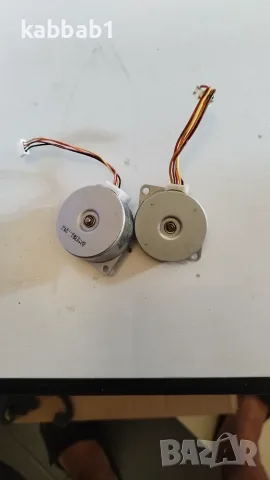 Стъпкови двигатели за скенери и принтери -  Moatech SP-42RD-010S и SP-42RD-191M