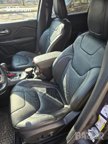 Jeep Cherokee 2.2 Limited, снимка 13 - Автомобили и джипове - 49034656