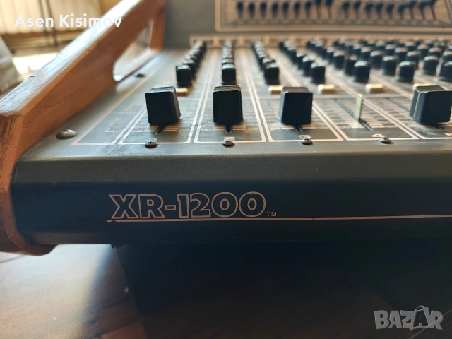 peavey xr-1200, снимка 3 - Ресийвъри, усилватели, смесителни пултове - 53664898