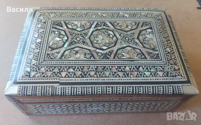 Стара дървена кутия за бижута седеф Интарзия