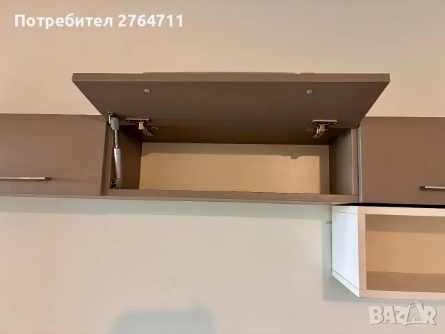 Холова секция - комплект, изработка по порьчка, като нова, снимка 3 - Секции и витрини - 55753138