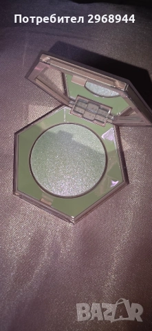 Fenty Diamond Bomb All- хайлайтер, снимка 4 - Декоративна козметика - 51853916