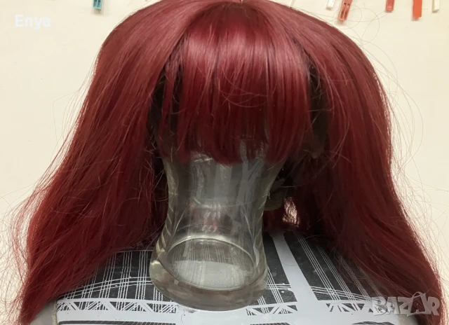 Перука дълга с бретон - цвят бургунди - 60 см, снимка 3 - Аксесоари за коса - 51090680