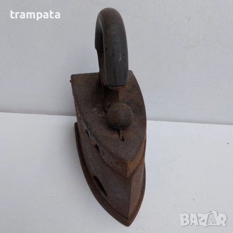 НАЙ ДОБРАТА ОФЕРТА Стара ютия на въглища, снимка 2 - Антикварни и старинни предмети - 52637642