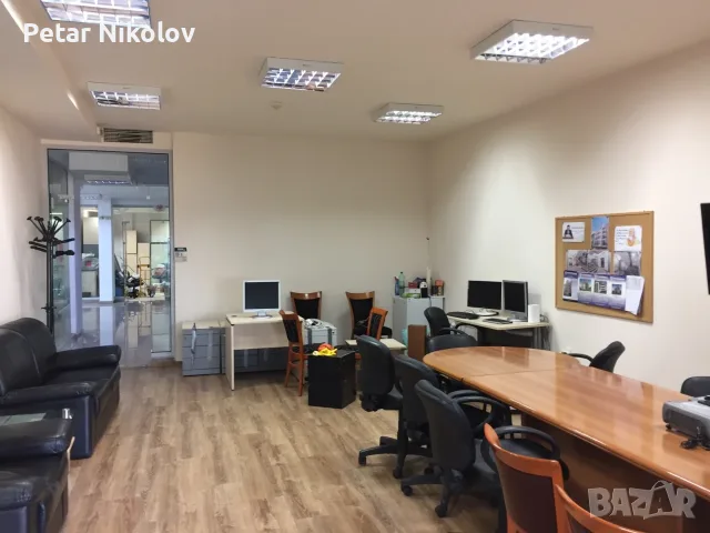 Офис 67 кв.м на първи етаж с прозорци, Лозенец - 50 м от метро Джеймс Баучер