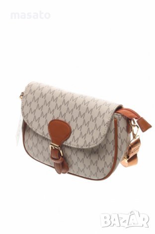 бежова чанта