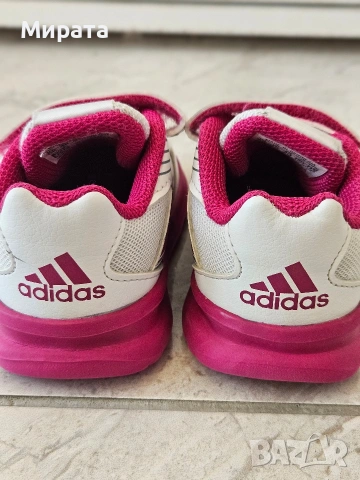Детски маратонки на Адидас Оригинални, снимка 3 - Детски маратонки - 53768520