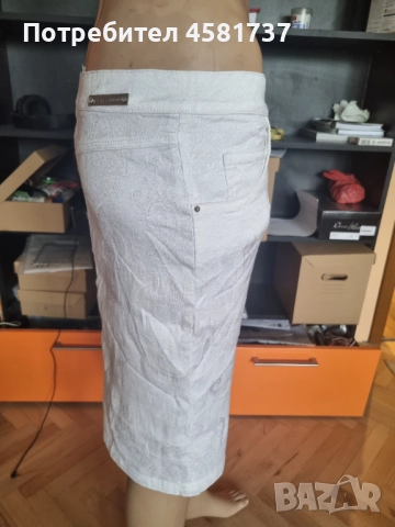 Бяла пола Class Roberto Cavalli. Размер L(44), снимка 3 - Поли - 51758182