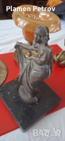 Царски копчета, вази, котка и склуптура , снимка 18 - Колекции - 40851669