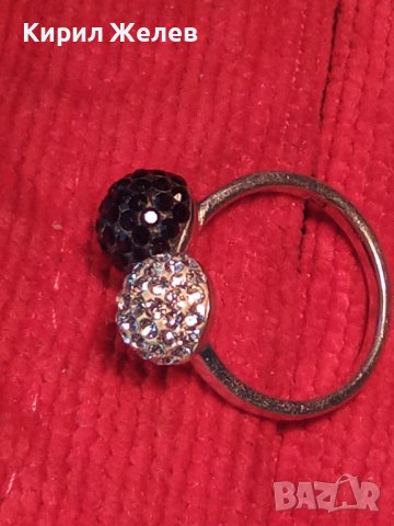 НЕЖЕН СРЕБЪРЕН ПРЪСТЕН ТОПЧЕТА СРЕБРО 925 с БЯЛ и ЧЕРЕН ЕМАЙЛ и КРИСТАЛЧЕТА 36398