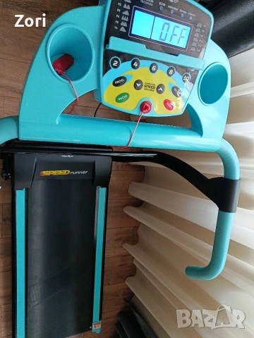 Пътека за бягане Vida 10, Скорост 1-10 км/ч, Максимално тегло на потребителя 100 кг, снимка 3 - Фитнес уреди - 53451413