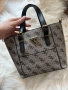 Оригинална чанта Guess, снимка 2