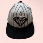 Шапка с козирка Diamond Supply Brilliant регулируема бяло и черно, снимка 1