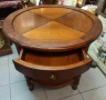 Антикварна масивна маса донесена от Швейцария ,височина 55 см,диаметър 65 см ., снимка 2