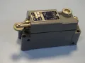 Изключвател краен SQUARED AW-32 limit switch 10A, снимка 2