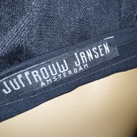 Juffrouw jansen M- Уникален топ в черно с волани от тюл, снимка 10 - Корсети, бюстиета, топове - 44725219