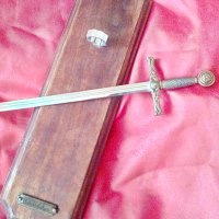 Ескалибур меч за стена , снимка 2 - Антикварни и старинни предмети - 42447292
