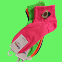 Дамски/юношески спортни чорапи с авокадо в неонови цветове, снимка 6 - Дамски чорапи - 44756942