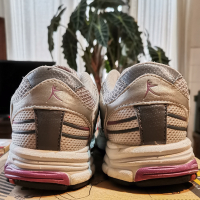Дамски маратонки "DANSKIN NOW" 41 номер/размер в светло сиво, сребристо и розово, снимка 5 - Маратонки - 44614669