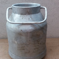 стар алуминиев гюм за мляко, 30 литра , снимка 3 - Антикварни и старинни предмети - 44529693