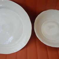 Две големи порцеланови чинии, различни от един сервиз, снимка 10 - Чинии - 42107189