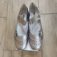 Нови дамски обувки номер 40 , снимка 1 - Дамски ежедневни обувки - 41891524