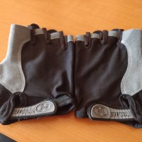 Ръкавици за колоездене, снимка 2 - Аксесоари за велосипеди - 34555855
