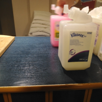 продавам пълнители с течен сапун, шампоан и душ гел на Кимбърли Кларк , снимка 5 - Продукти за коса - 44837428