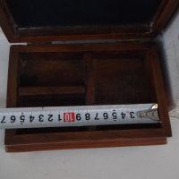 Кутия дървена с огледало, снимка 3 - Други ценни предмети - 34520048