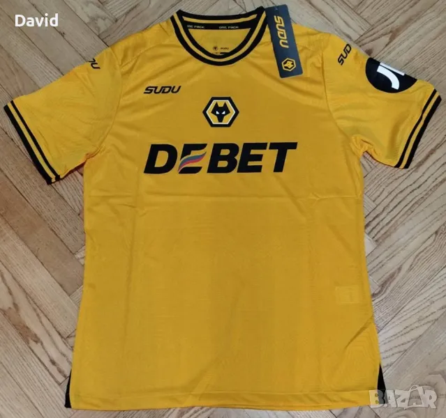 Нова фланелка на Уулвърхямптън 24/25, снимка 1