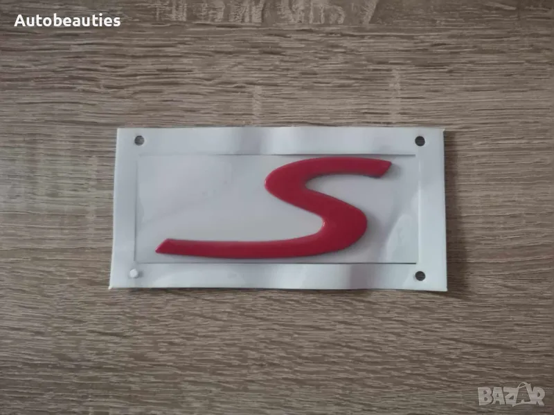 червена емблема Porsche S голям размер, снимка 1