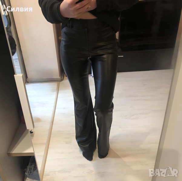 Чисто нов дамски черен лъскав кожен панталон "Zara" / "Зара", размер S, снимка 1