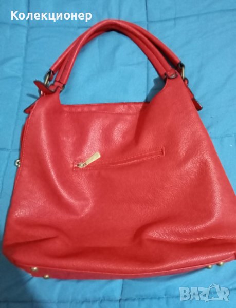 Чисто нова червена дамска чанта с плетен ефект и външни джобове, снимка 1