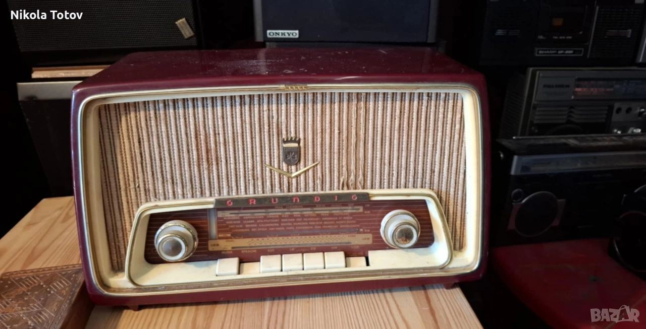 Продава се старинно радио Grundig. , снимка 1