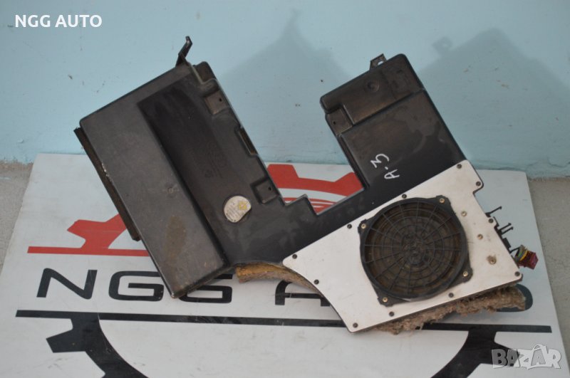 Субуфер за Audi A4 Avant B5 11.1994 - 09.2001  8D9 035 381 C, снимка 1