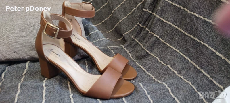 Дамски сандали на ток Clarks, снимка 1