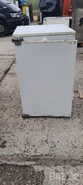 хладилник за вграждане, снимка 1