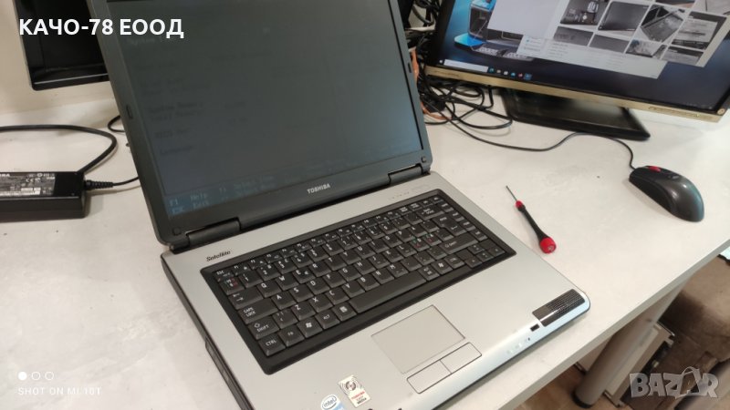  Лаптоп Toshiba Satellite L40-15W , снимка 1