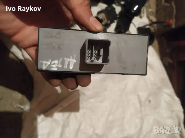 Модул бутони стъкла 1K4959857 , Seat Altea , снимка 3 - Части - 47352935