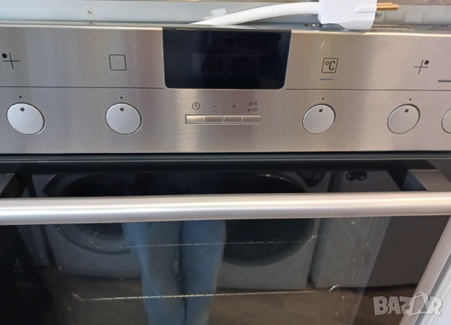Печка за вграждане с керамичен плот  SIEMENS, снимка 3 - Печки, фурни - 52415466