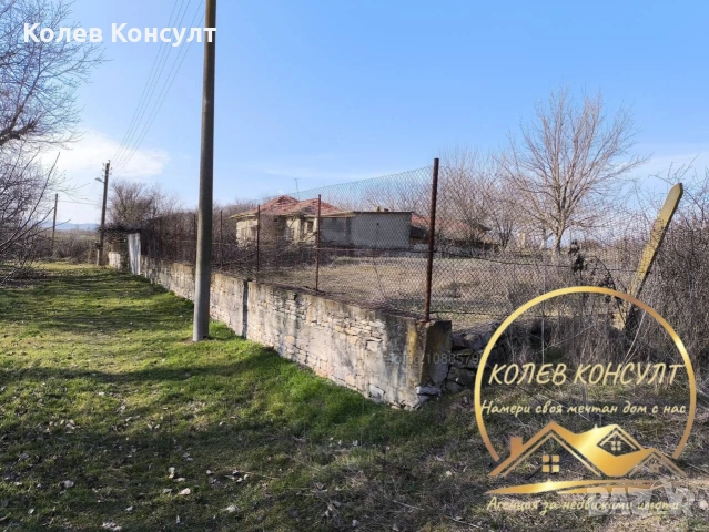 Парцел село Яздач 