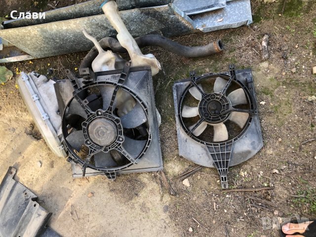 продавам кора перка капак Volvo V40, снимка 2 - Части - 42136509