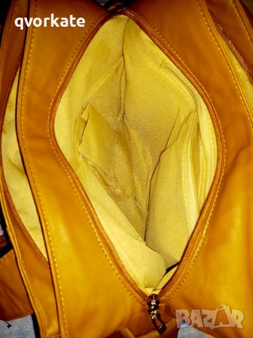 Кафява чанта, снимка 8 - Чанти - 41619192