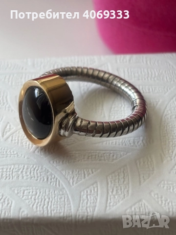 Златен пръстен от 14 каратово  жълто и бяло злато Камък -Звезден сапфир  6.88гр 56р-р (17.8мм) , снимка 4 - Пръстени - 51630181