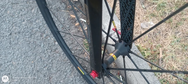 Карбонов шосеен 2*11 Shimano 105, снимка 8 - Велосипеди - 51322917