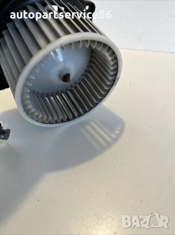 Мотор за вентилатор на парно за KIA Ceed 1.6 CRDi (2010), снимка 3 - Части - 53241359