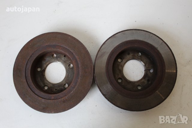 Задни спирачни дискове Мазда премаси цп 2.0дитд 101кс 03г Mazda premacy cp 2.0ditd 101hp 2003, снимка 2 - Части - 44493492