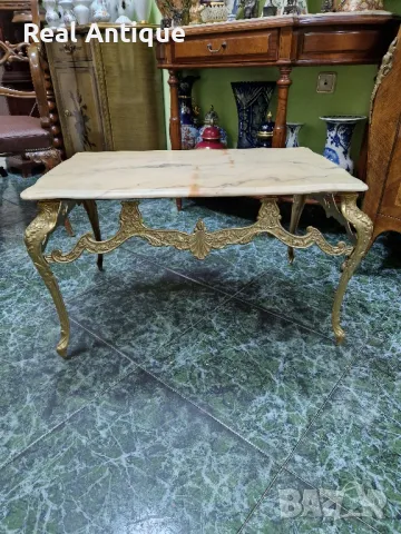 Прекрасна много красива антикварна белгийска бронзова масичка с оникс , снимка 3 - Антикварни и старинни предмети - 48867432