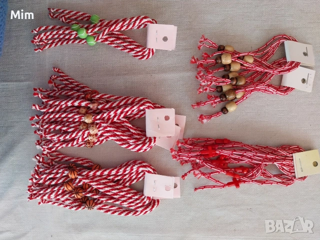 Пижу и Пенда ръчна изработка - Мартеници за ръка,за закичване, снимка 6 - Гривни - 53589507